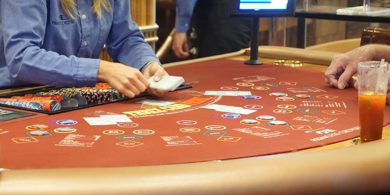 Hướng dẫn cách tính điểm trong Blackjack cho người mới